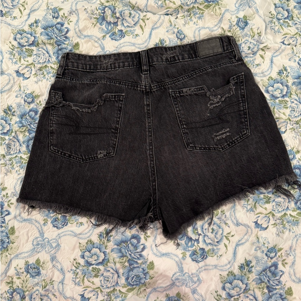 American‎ Eagle Outfitters Black Distressed Jean Shorts - Picture 4 of 4